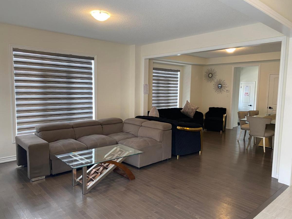 537 Veterans Dr Brampton On L7A 0C4 Villa Dış mekan fotoğraf
