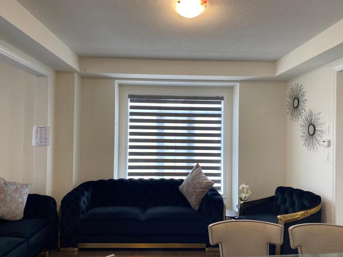 537 Veterans Dr Brampton On L7A 0C4 Villa Dış mekan fotoğraf